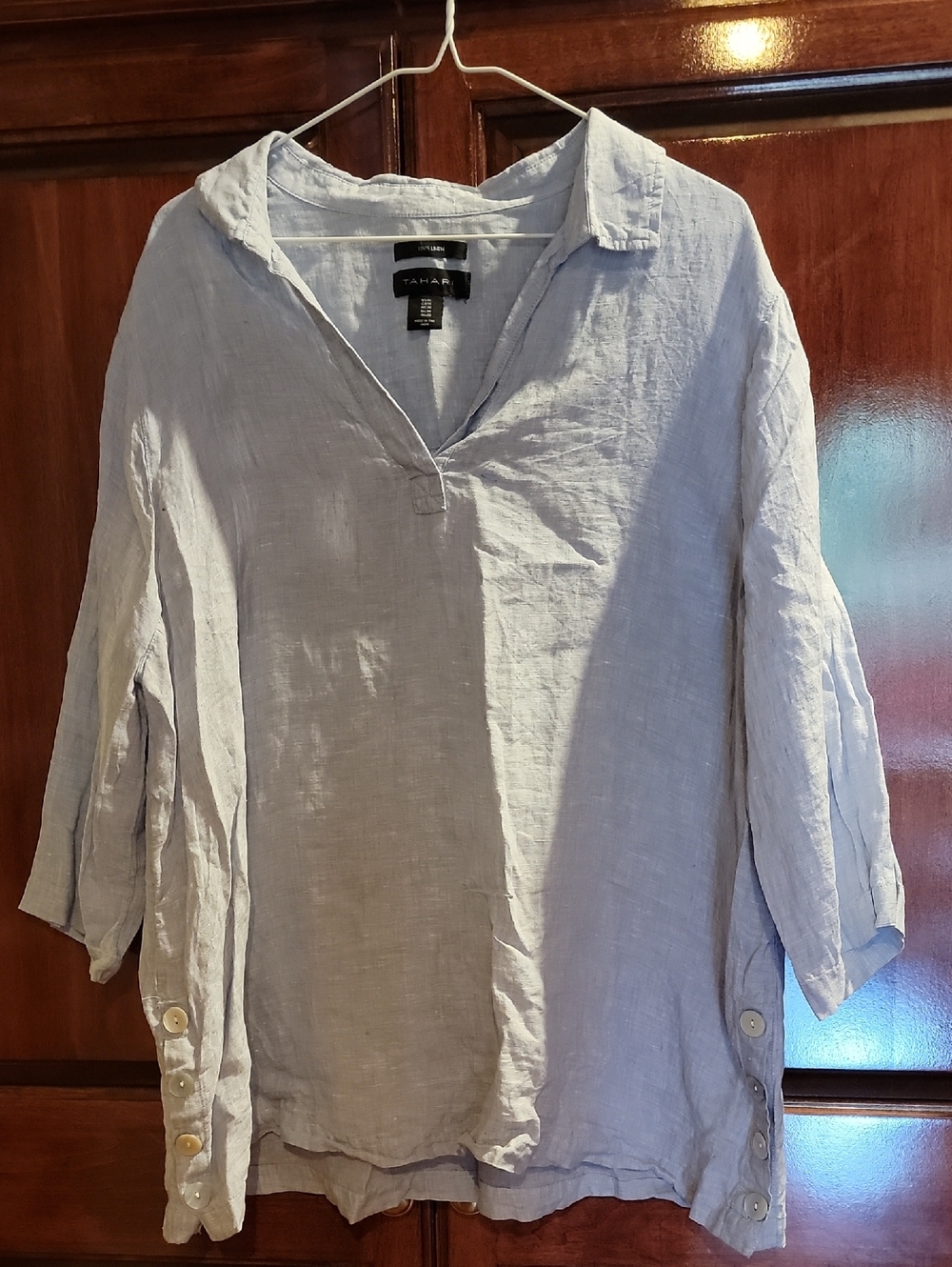 T Tahari Light Gray Linen V-Neck 3/4 Sleeve Tunic
